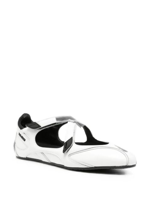 Buty The Attico w kolorze białym z paneli ze skóry - zdjęcie produktu nr 2